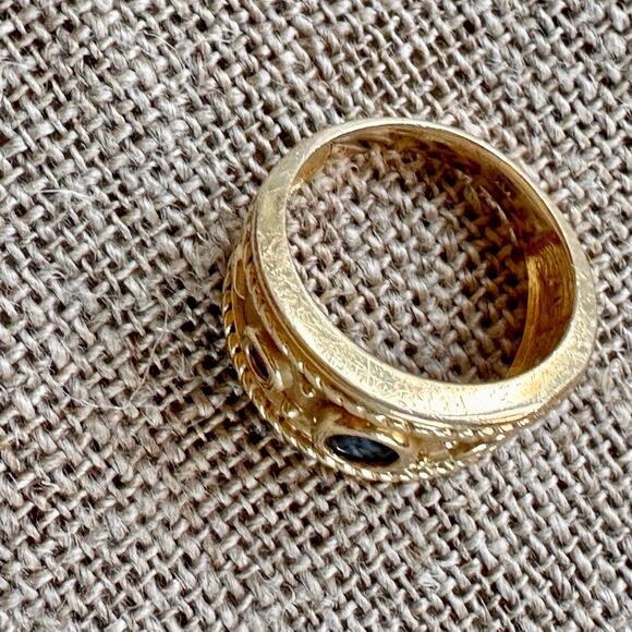 14k yellow Gold cigar ring with Sapphire and Rubies - Picture 4 of 5